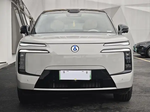 2025 Denza N8L Flagship Version