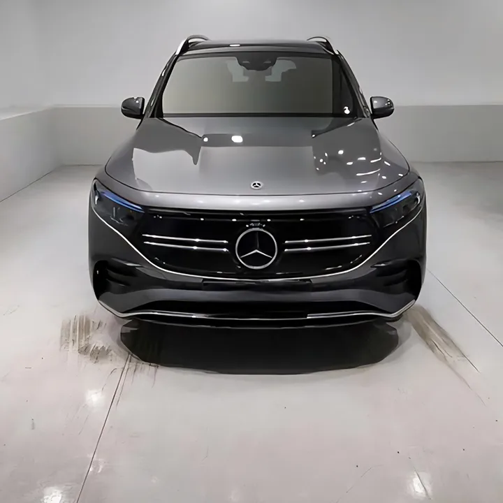 2022 Mercedes-Benz EQB 350 4MATIC 3