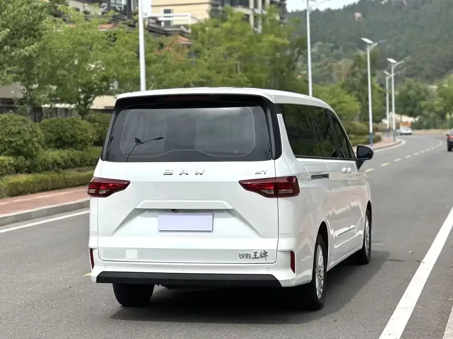 2023 BAW Ace M7 2.0L Long Wheelbase Business Version 7-Seater 2