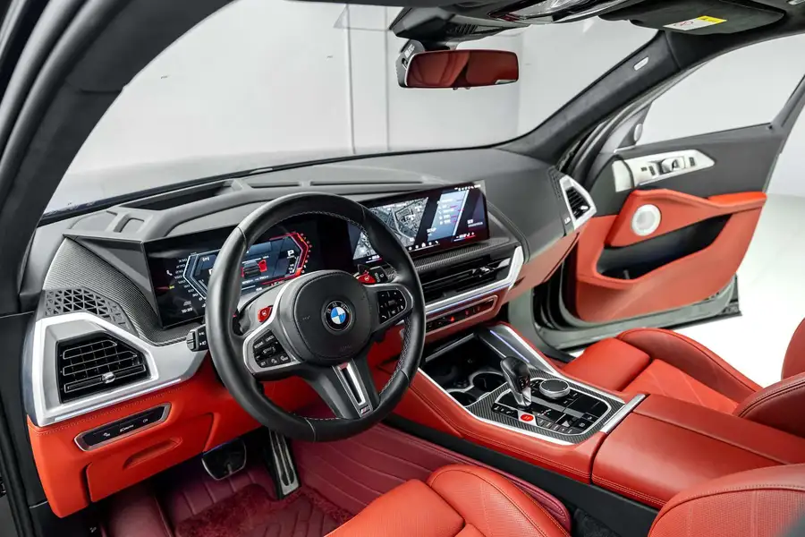 2023 BMW XM 50e 4