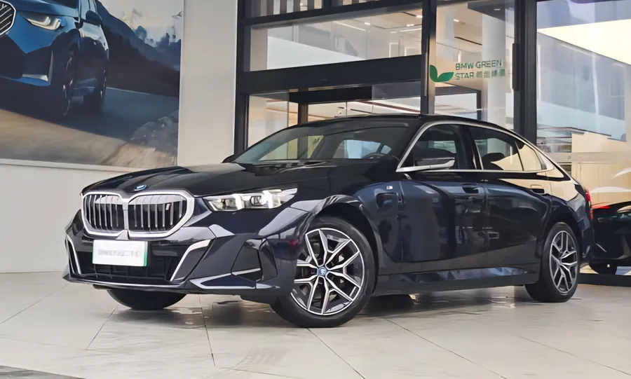 2025 BMW i5 eDrive 35L M Sport Package