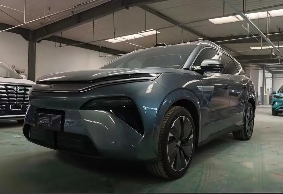 2025 BYD Tang L DM 175KM UAV Player Edition