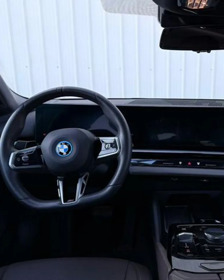 2024 BMW i5 eDrive 35L M Sport Package 3