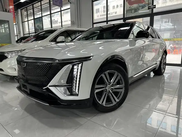 2022 LYRIQ Rear-Wheel Drive Long Range Luxury Version