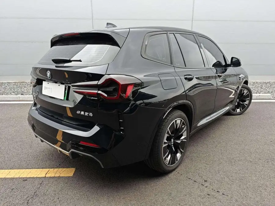 2024 BMW iX3 Innovation Edition 3