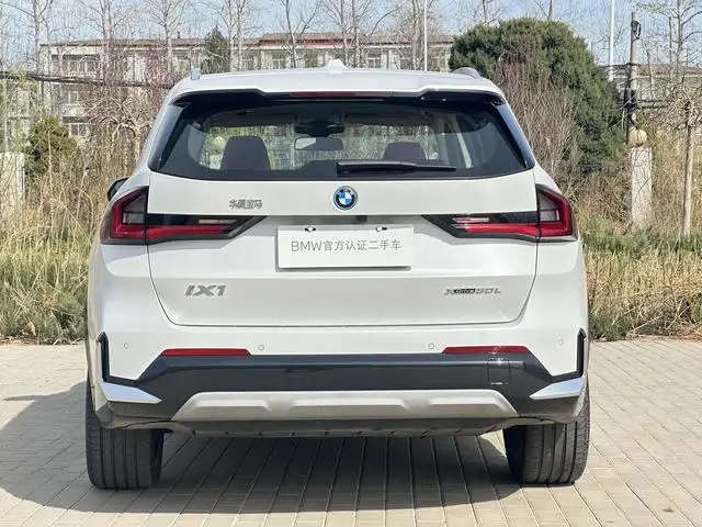 2023 BMW iX1 xDrive30L X Design Package 3