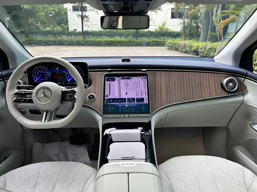 2023 Mercedes‑Benz EQE SUV 350 4MATIC Pioneer Version 4