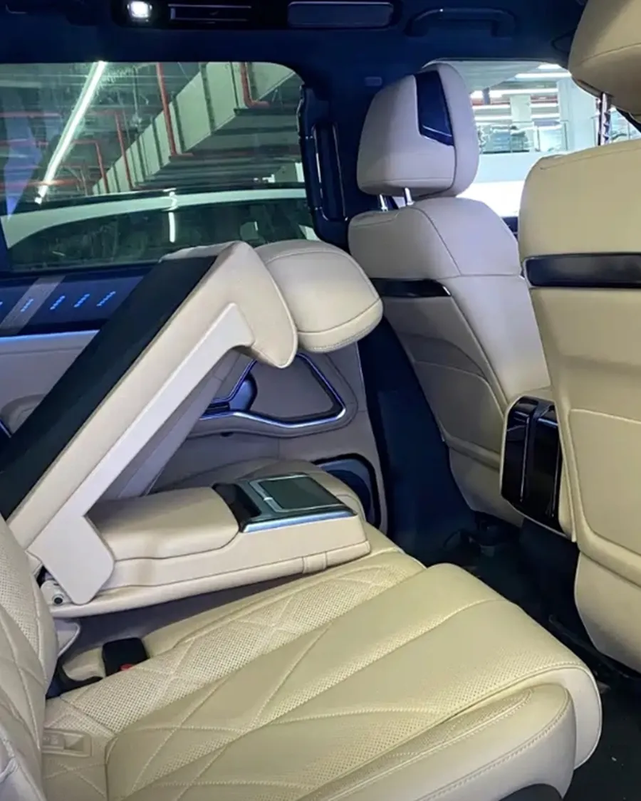 2025 Bao 8 Intelligent Brave Flagship Edition 7-Seater 3