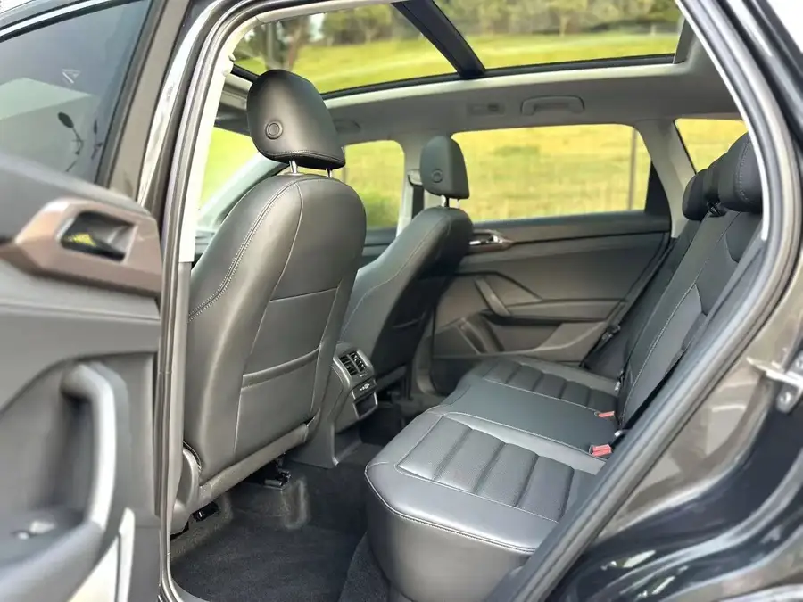 2021 Volkswagen Tharu 280TSI 2WD Luxury PLUS Edition 4