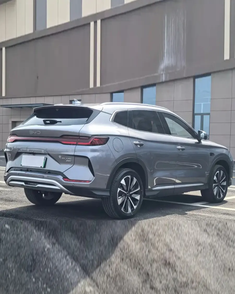 2025 BYD Song PLUS New Energy EV Intelligent Driving 520km Premium Edition 2