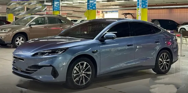 2025 BYD Seal 06 DM-i ADAS Edition 120KM Honor Version