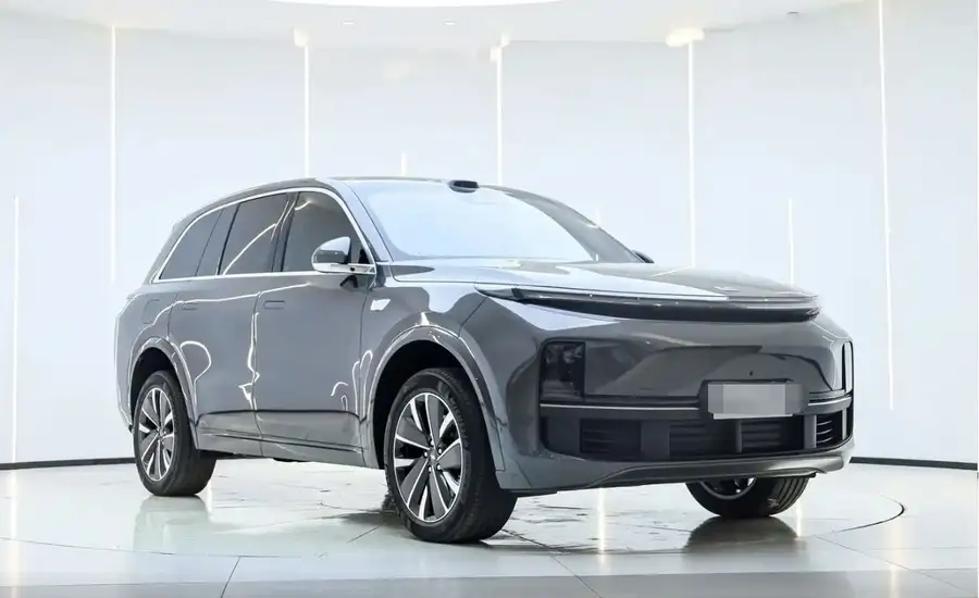 2025 Li L8 Max Smart Refresh Edition