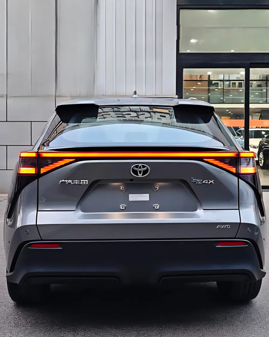 2022 GAC Toyota bZ4X X-MODE 4WD Ultra 3
