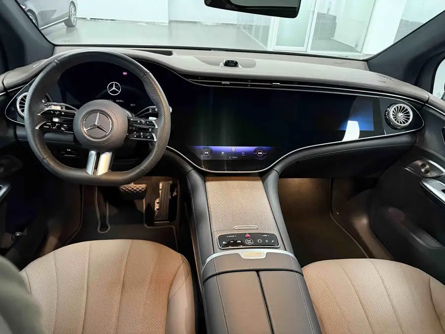 2024 Mercedes-Benz EQE SUV 500 4MATIC Flagship Edition 4