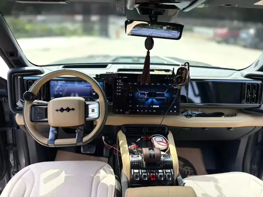 2023 Fangchengbao Leopard 5 Pilot Edition 4