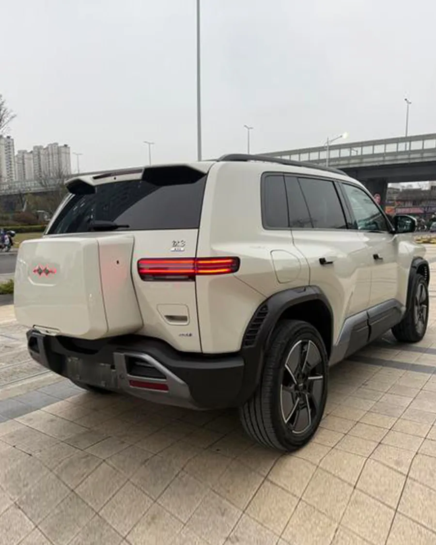 2025 TI 3 501KM 4WD Ultra Edition 2