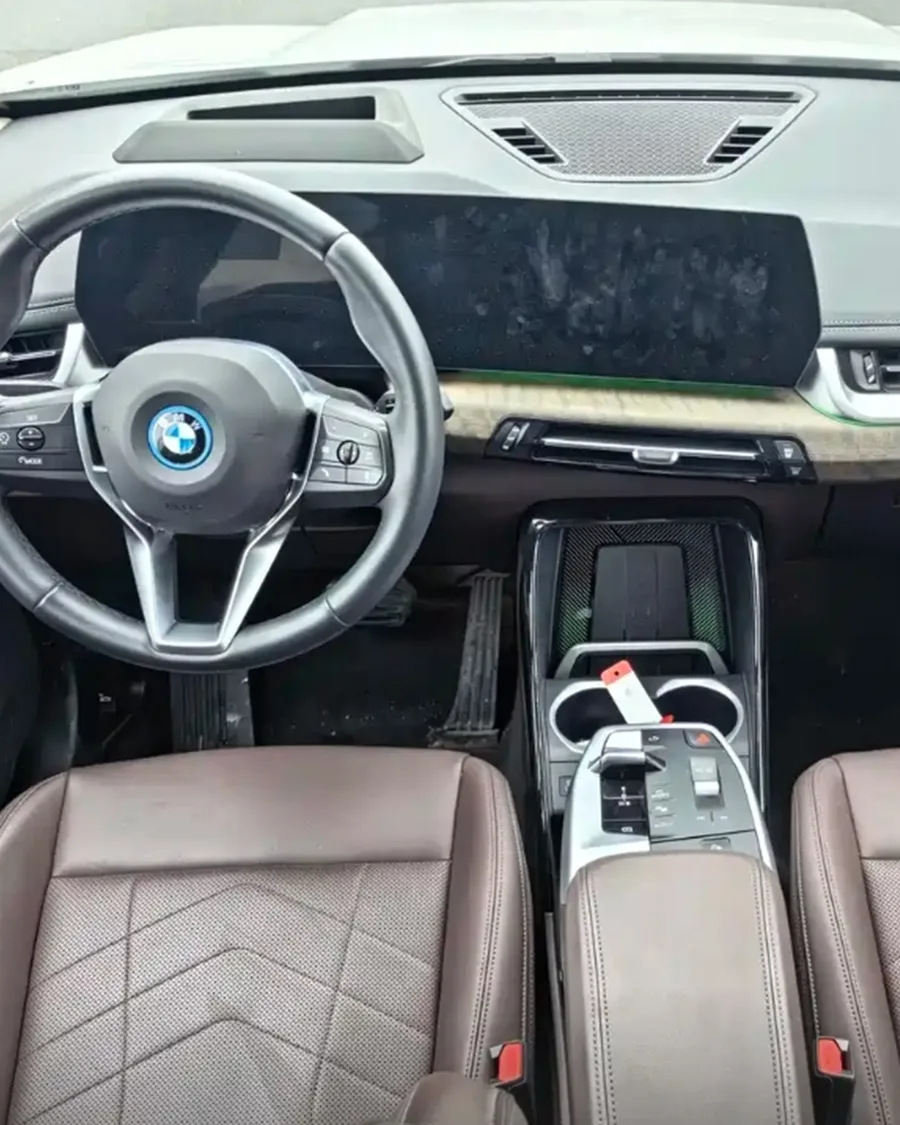 2023 BMW iX1 xDrive30L xLine Package 4