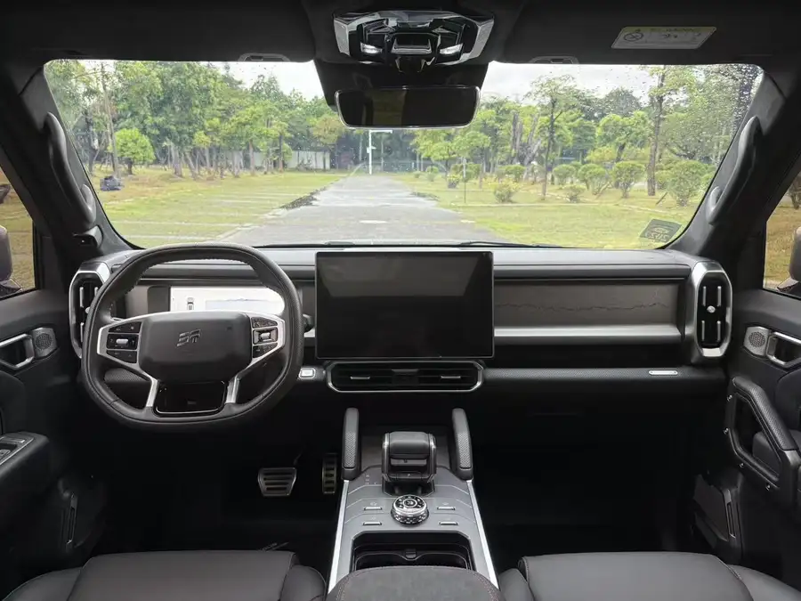 2024 Jetour Traveler 2.0T 4WD Cross PRO+ Entertainment Edition 3