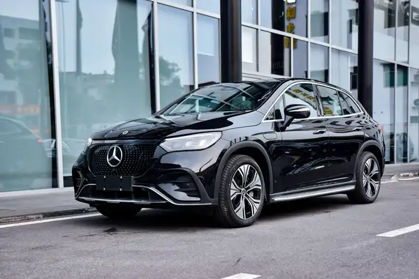 2024 Mercedes-Benz EQE SUV 500 4MATIC Pioneer Edition