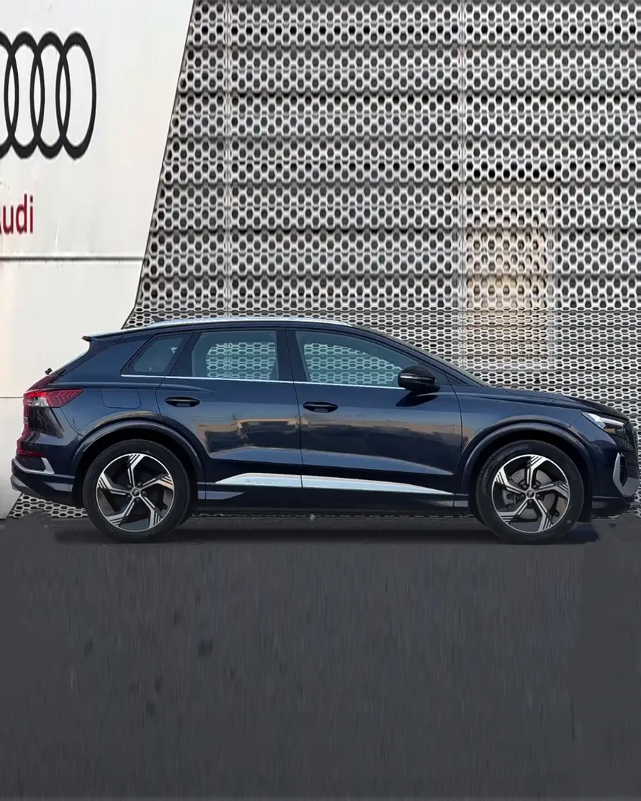 2024 Audi Q4 e-tron 40 e-tron Premium Edition 3
