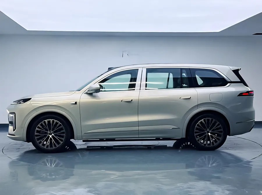 2025 Deepal S09 RWD Ultra+ 2