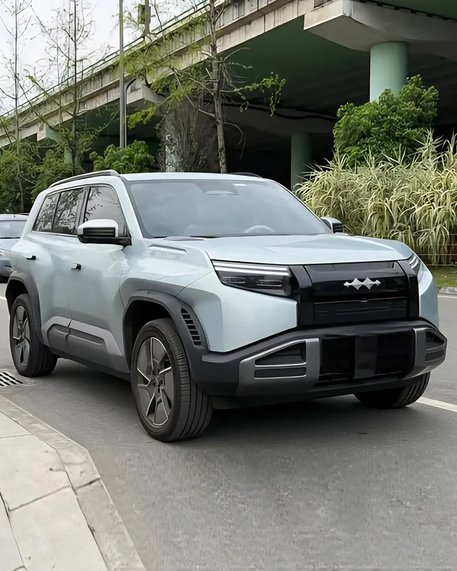 2025 Ti 3 501KM 4WD Max Edition