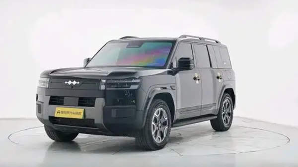 2025 Titan 7 200KM 2WD Max Version