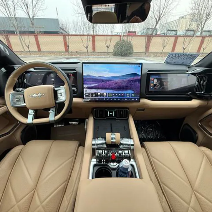 2025 FangChengBao 8 Wisdom Luxury 7-Seater 4