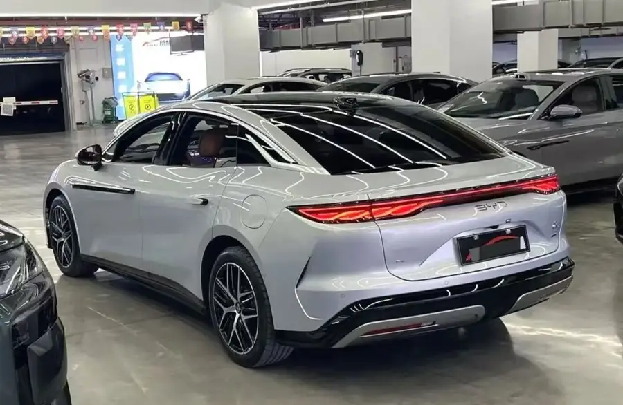 2025 BYD Han L EV 4WD LiDAR Flagship Edition 3