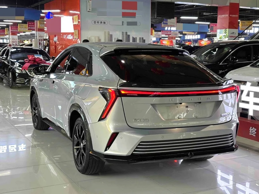 2024 Honda eNS2 Light Chaser Edition 2