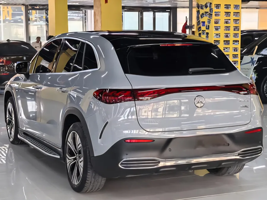 2023 Mercedes-Benz EQE SUV 350 4MATIC Luxury Edition 3