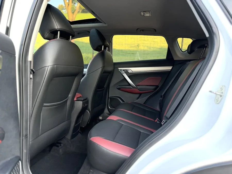 2021 Geely Binyue 1.4T DCT Diamond Edition 4