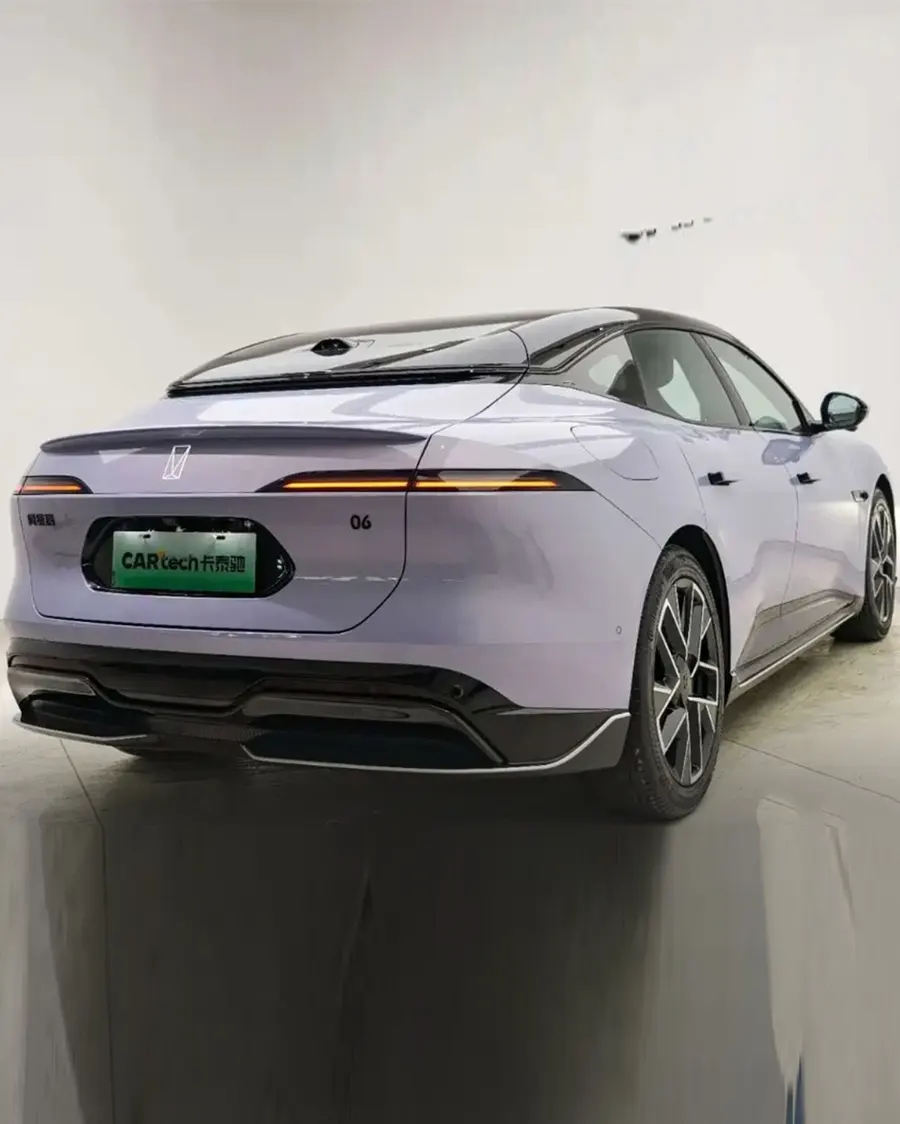 2025 AVATR 06 Pro EREV Edition 2
