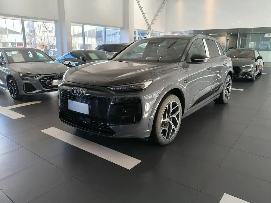 2026 Audi Q6L e-tron Launch Pilot Edition