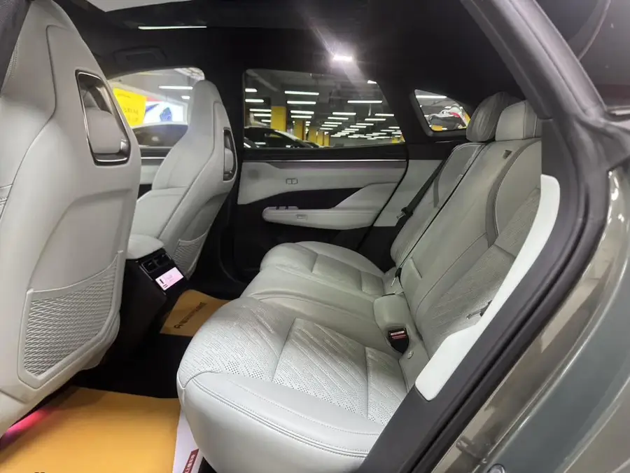 2025 BMW i5 Extreme 001 YOU Edition 100kWh AWD 4