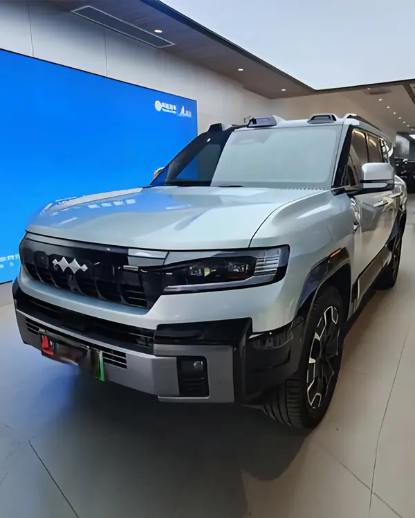 2025 FangChengBao Bao 8 Intelligent & Brave Flagship Edition 6-Seater