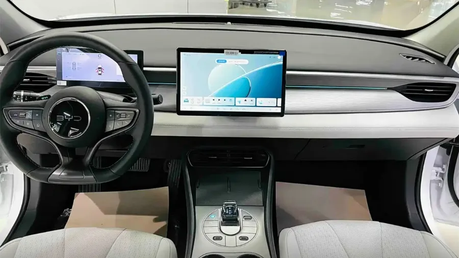 2025 BYD Seal 05 DM-i Smart Driving 120KM Flagship Edition 4