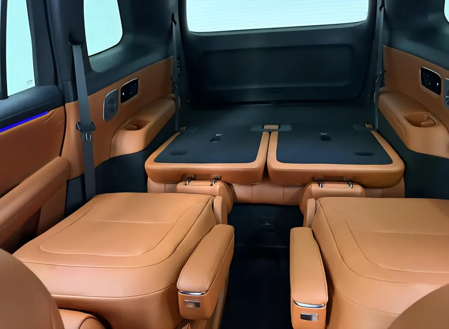 2025 Geely Galaxy M9 210km 4WD Pilot Edition 4