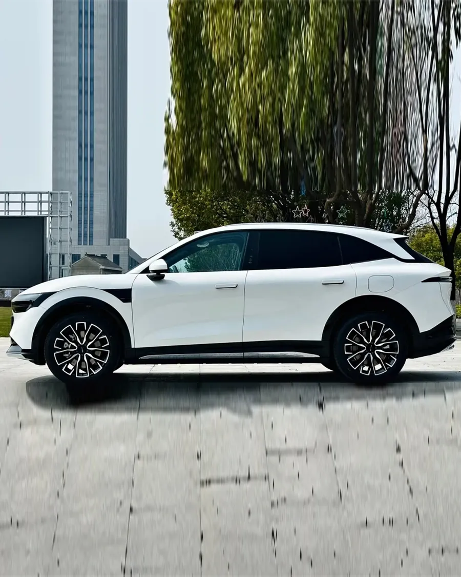 2025 ZEEKR 7X 100kWh Long Range RWD Intelligent Driving Edition 3