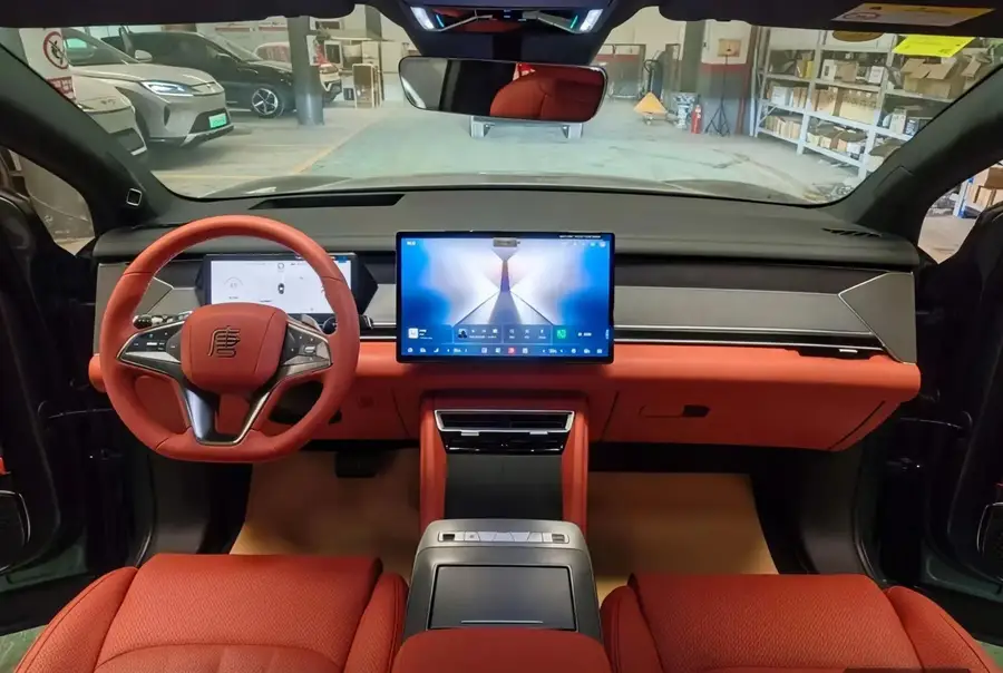 2025 BYD Tang L DM 175KM UAV Player Edition 4