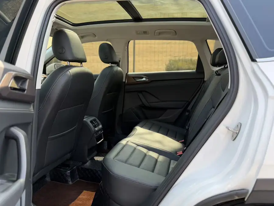 2022 Volkswagen Tharu 280TSI 2WD Premium 4