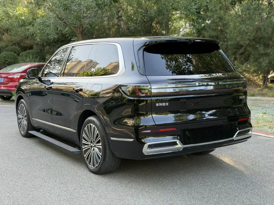 2025 Geely Galaxy M9 210km 4WD Pilot Edition 2