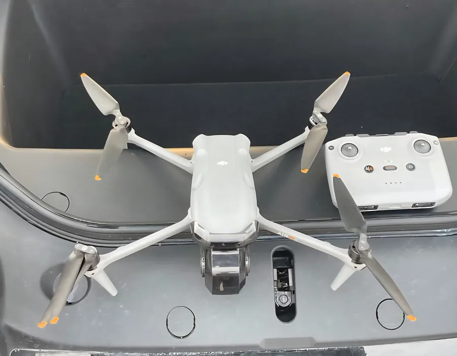 2025 Tan 3 501KM 4WD Drone Edition 4