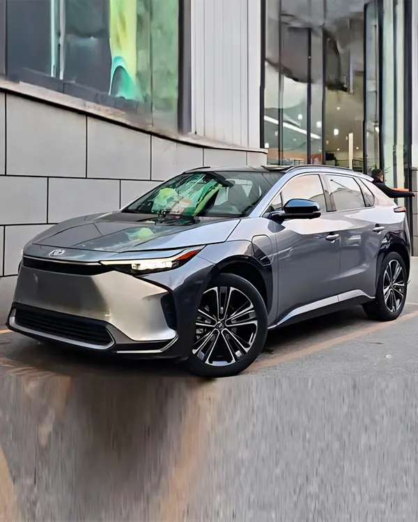 2022 GAC Toyota bZ4X X-MODE 4WD Ultra