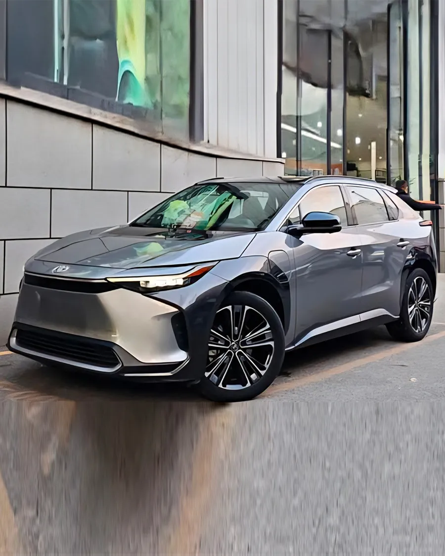 2022 GAC Toyota bZ4X X-MODE 4WD Ultra