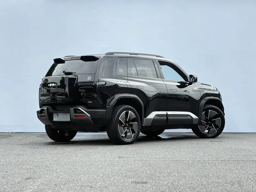 2025 Ti 3 501KM 4WD Ultra Version 3