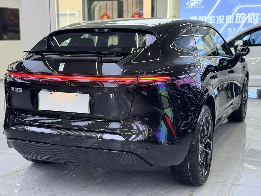 2025 Avatr 11 Facelift Max EREV 2