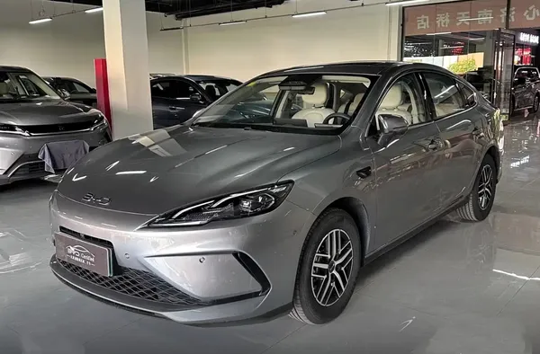 2025 BYD Seal 05 DM-i ADAS Edition 120KM Flagship Version