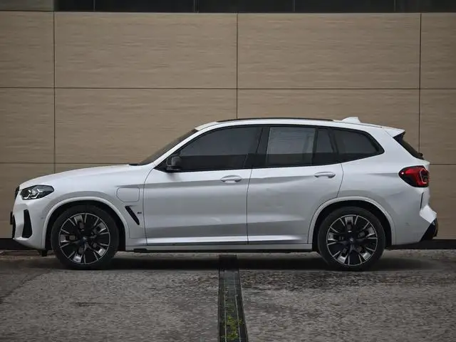 2024 BMW iX3 Pioneer Version 2