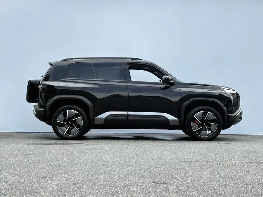 2025 Ti 3 501KM 4WD Ultra Version 2